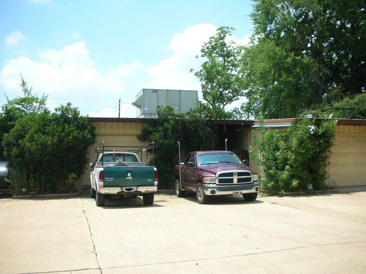 Pierremont Investment Properties: 1112 Pierremont Rd, Shreveport, LA 71106